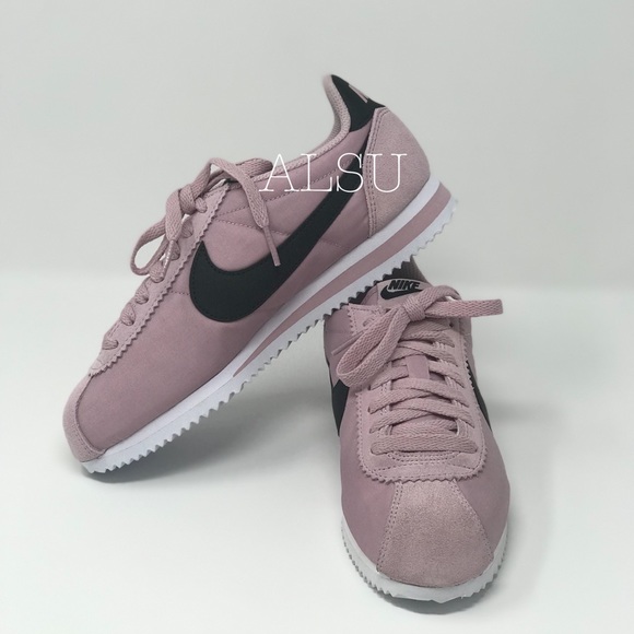 Nike Classic Cortez Nylon Plum Chalk W AUTHENTIC - Picture 3 of 8